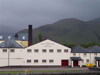 Distillery targeted in weekend break-in