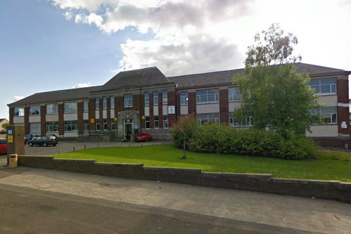 Pupils faced with “ghost school” as staff go off sick