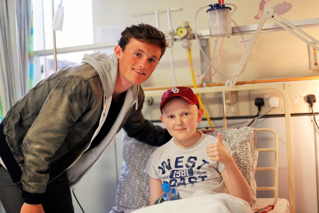 Young Celtic Player, Liam Henderson, has donated a signed Celtic strip to the Edinburgh Sick Kids Friends Foundation to help raise money for the ongoing support of the charity.