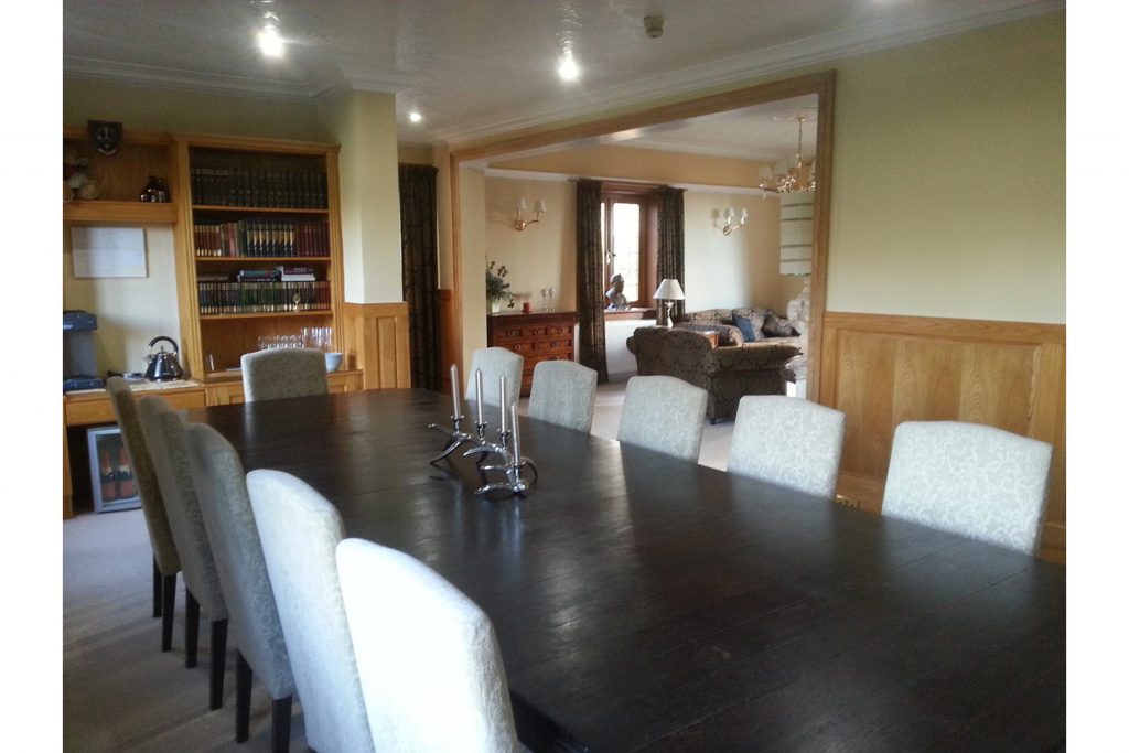 The dining room and lounge starred as Glenbogle Golf Club 