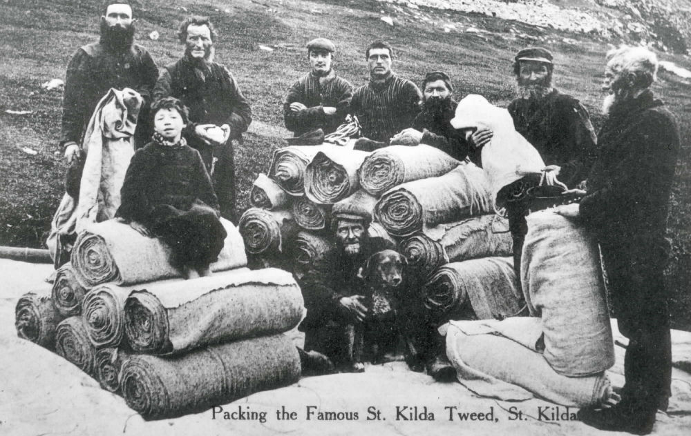 Picture of 100-year-old bottle suggests St Kildans loved Iron Brew