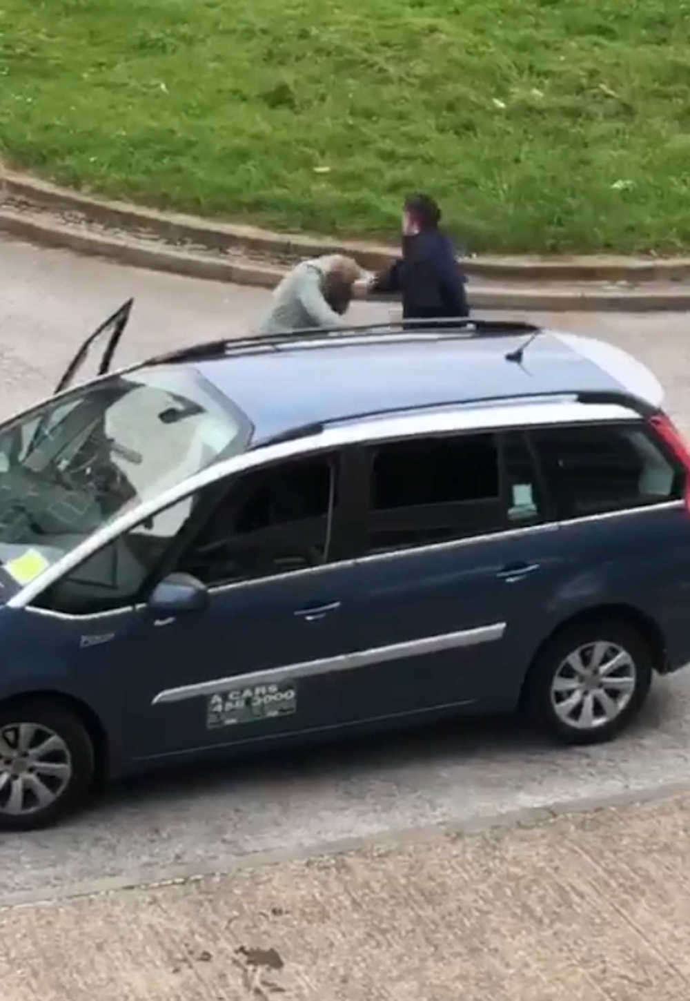 Fight between driver and passenger