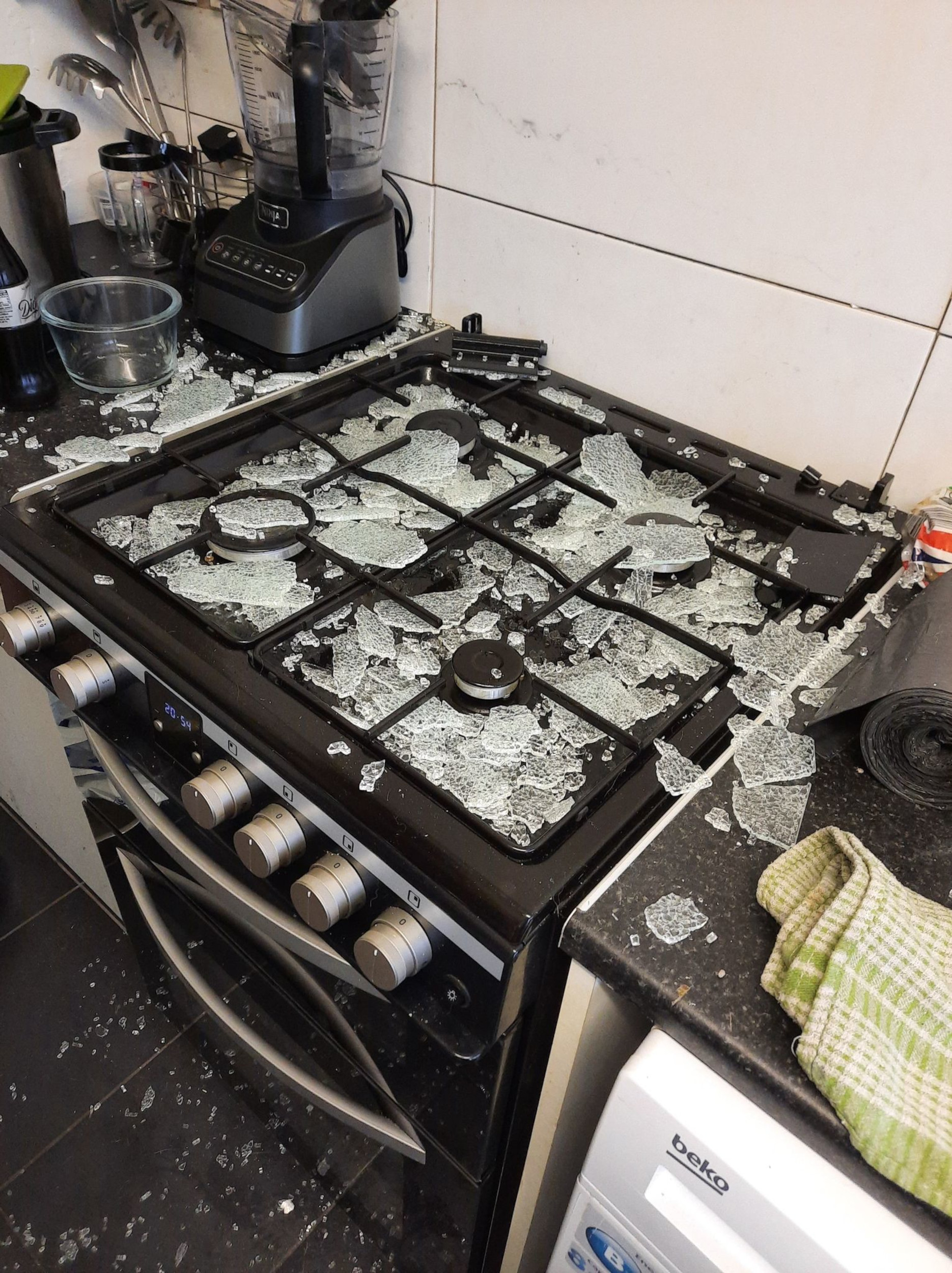 Argos cooker shattered - Consumer News UK