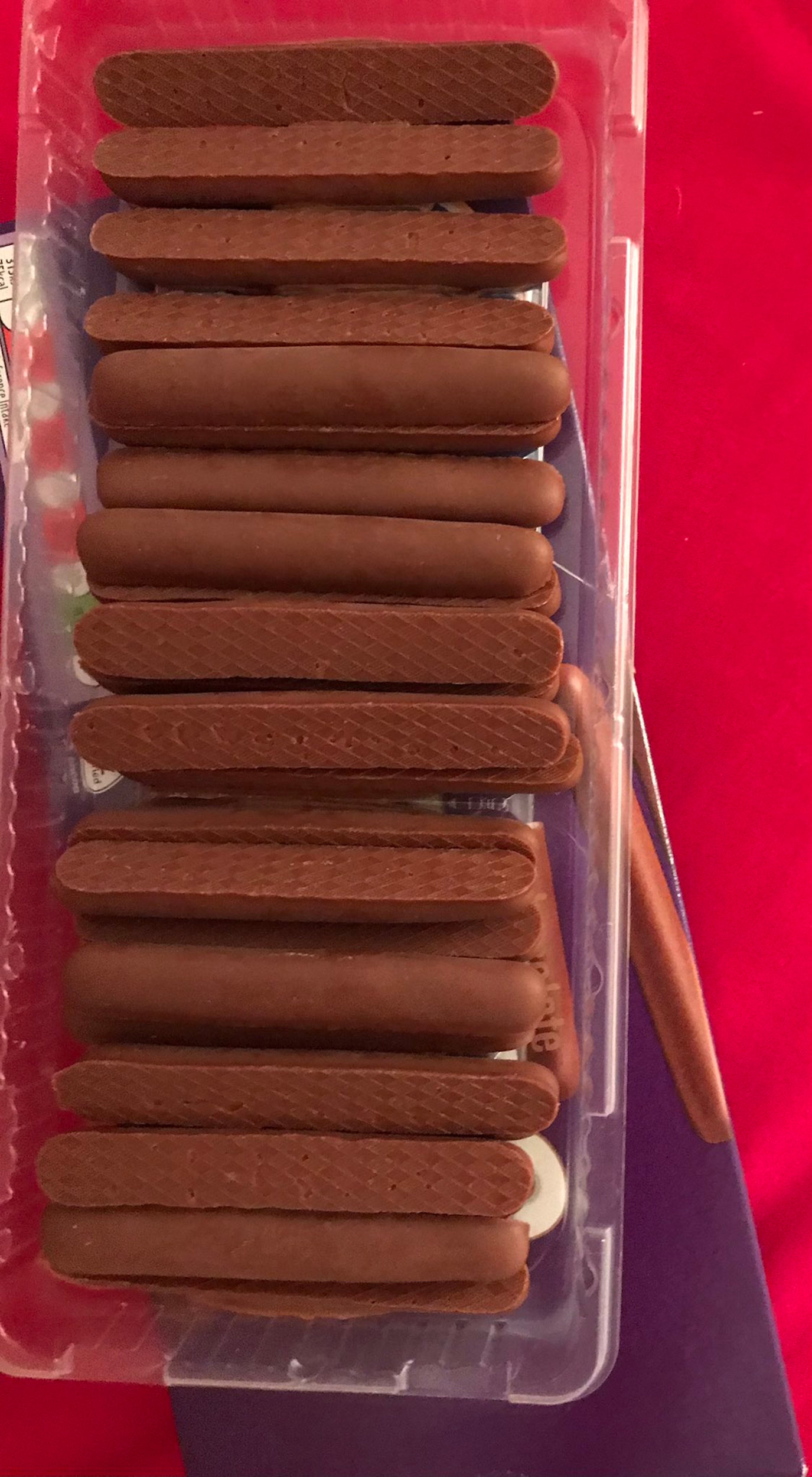 Cadbury chocolate fingers float - Viral News
