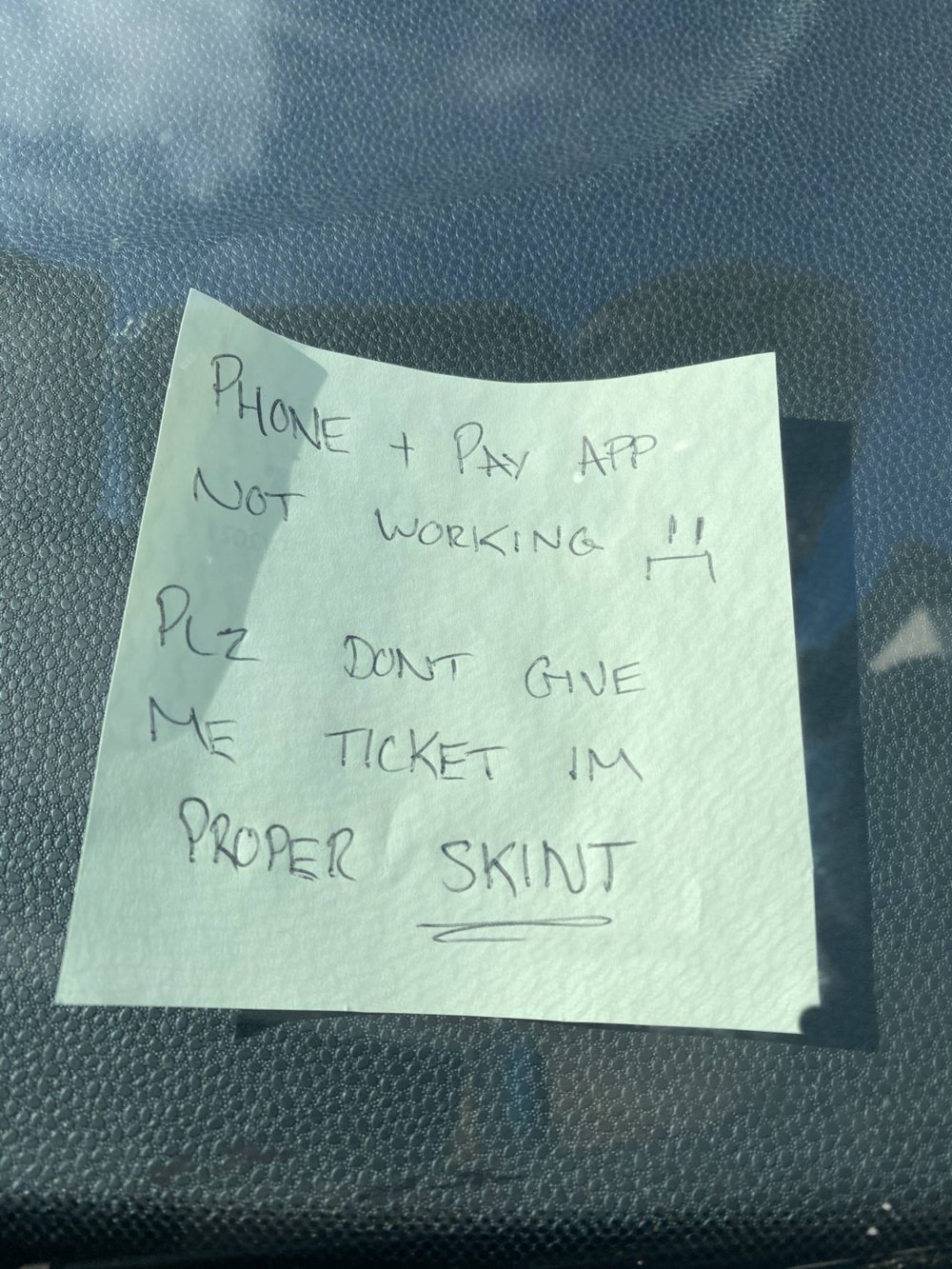 Hilarious parking fine | Viral News UK