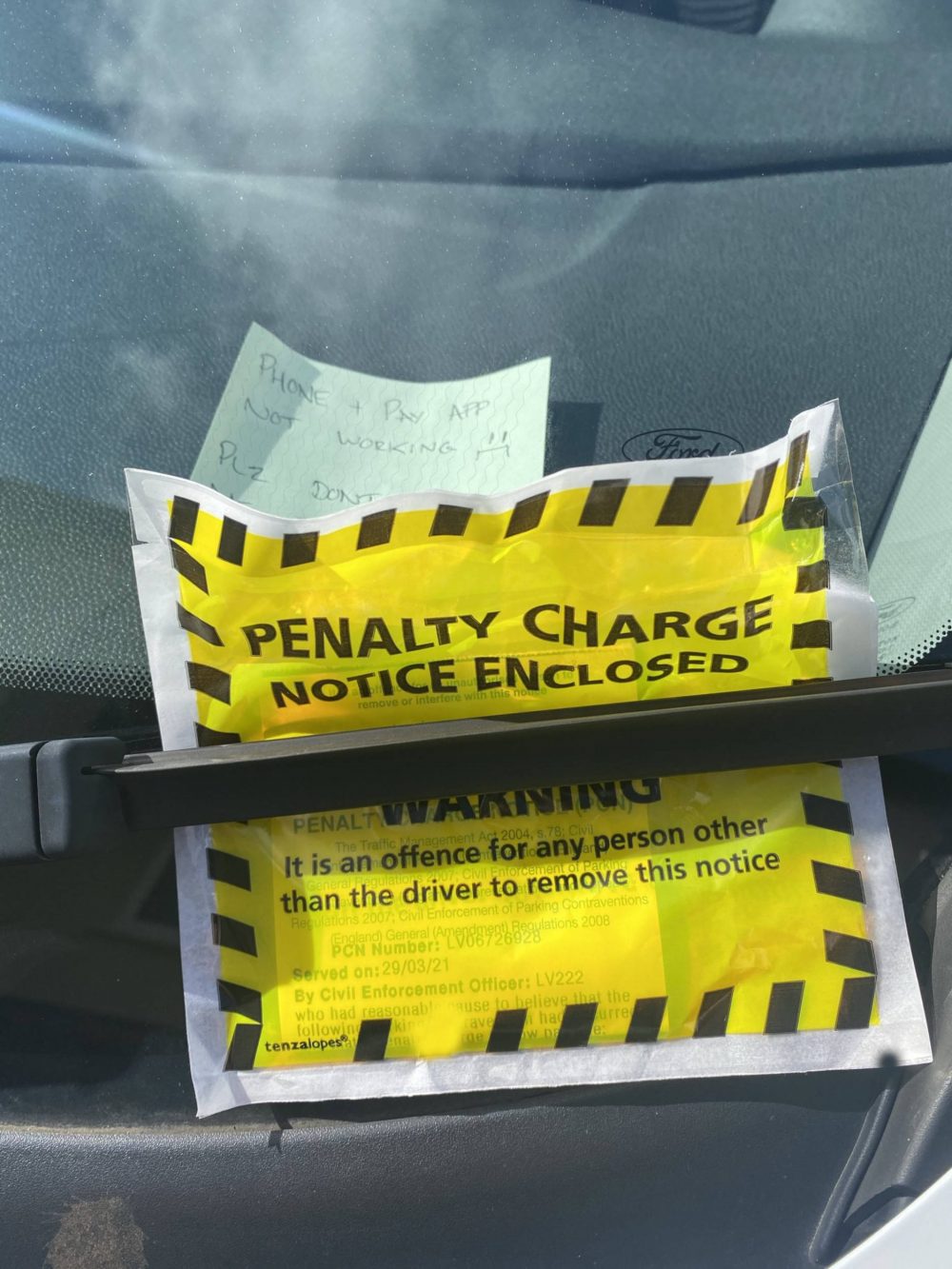 Hilarious parking fine | Viral News UK