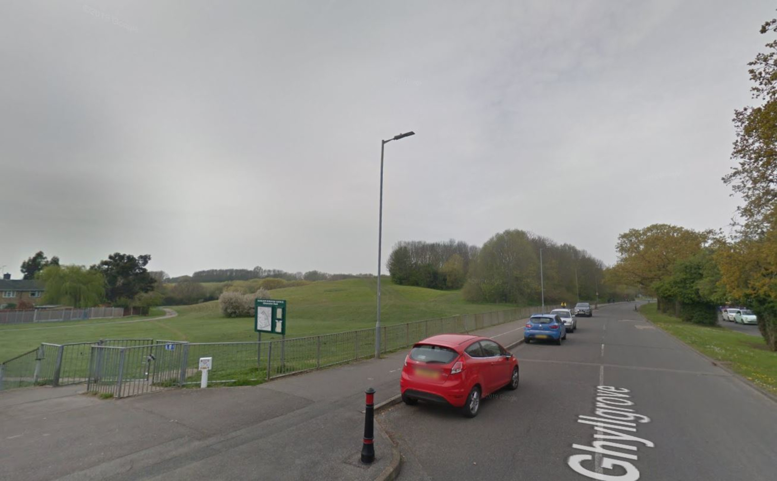 An entrance to Gloucester Park from the roadside - Animal News