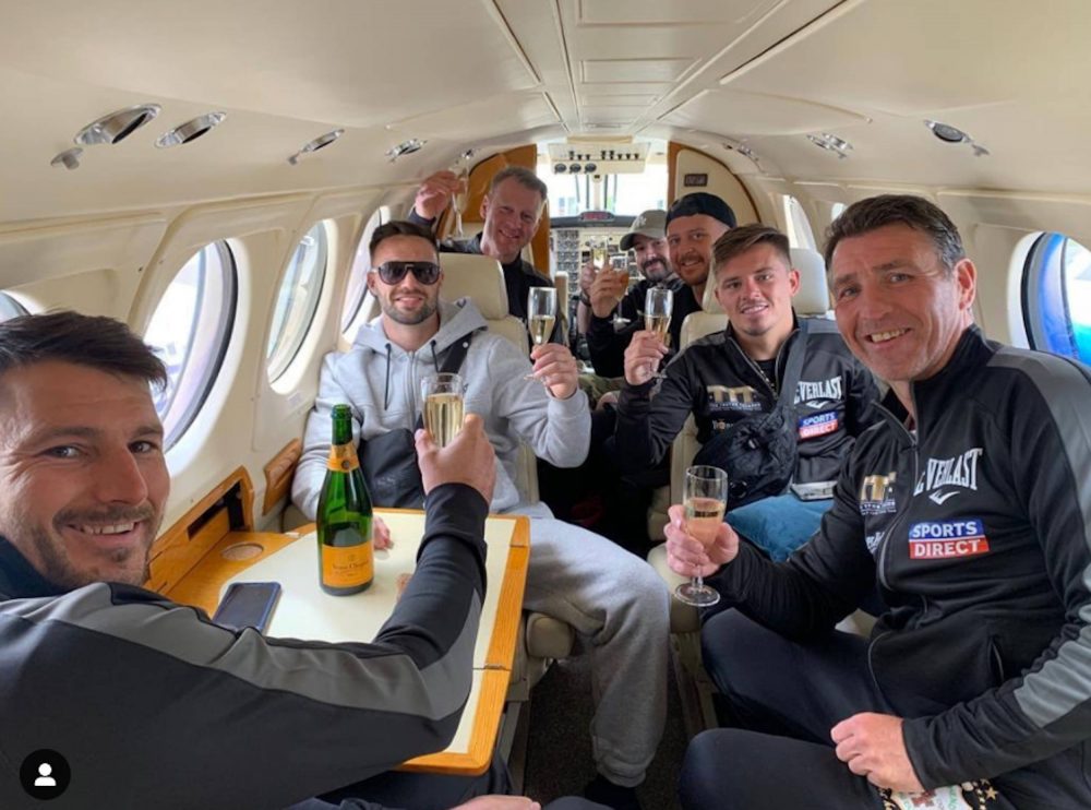 Josh Taylor and crew fly back to Scotland on private jet | Scottish Sport News