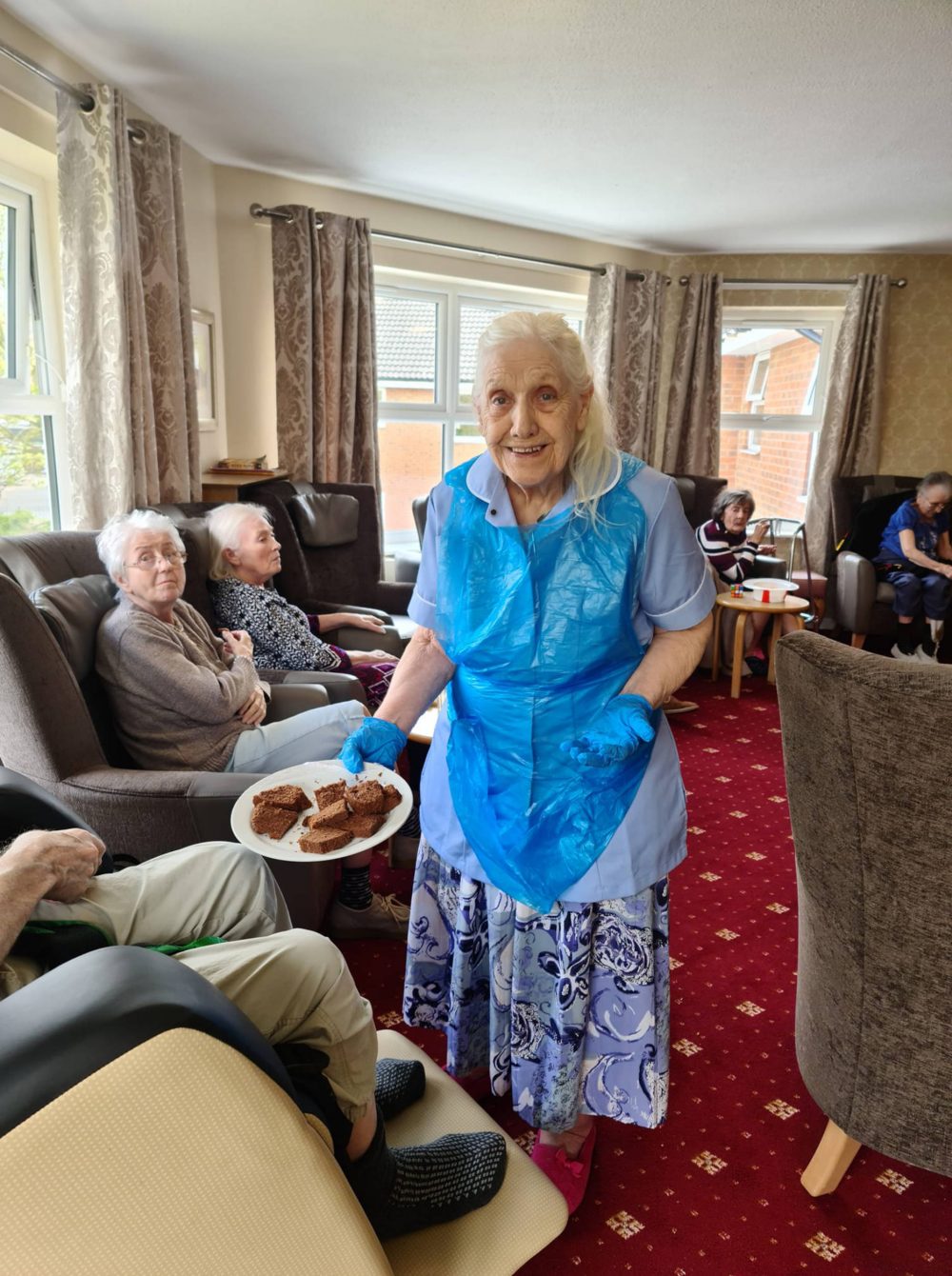 84 year old care volunteer | UK News