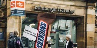 Giant Snickers bar Waverley- Football News Scotland
