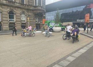 Photo call held in Glasgow to highlight the benefits of car-free zones - Scottish News