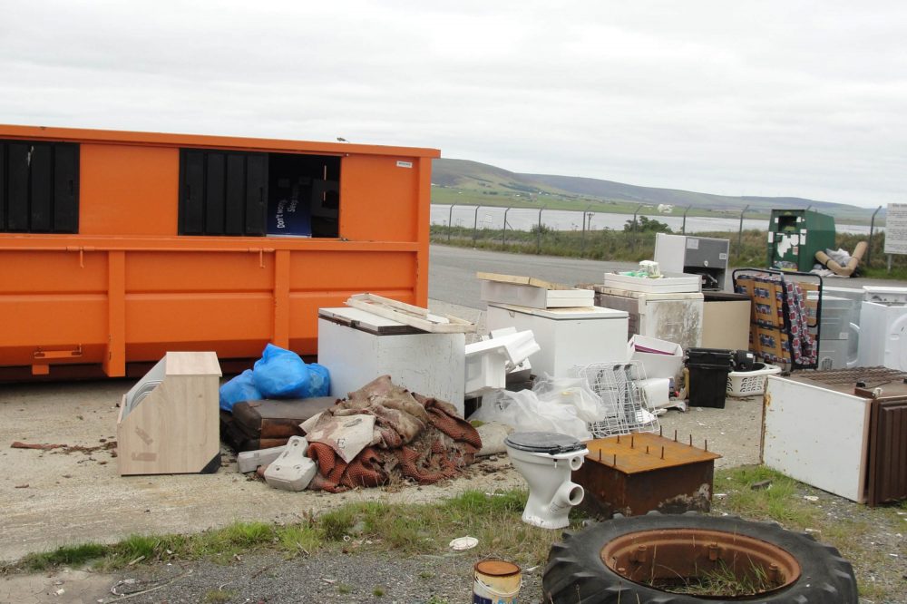 Freezers and tyre fly-tipped - Scottish News