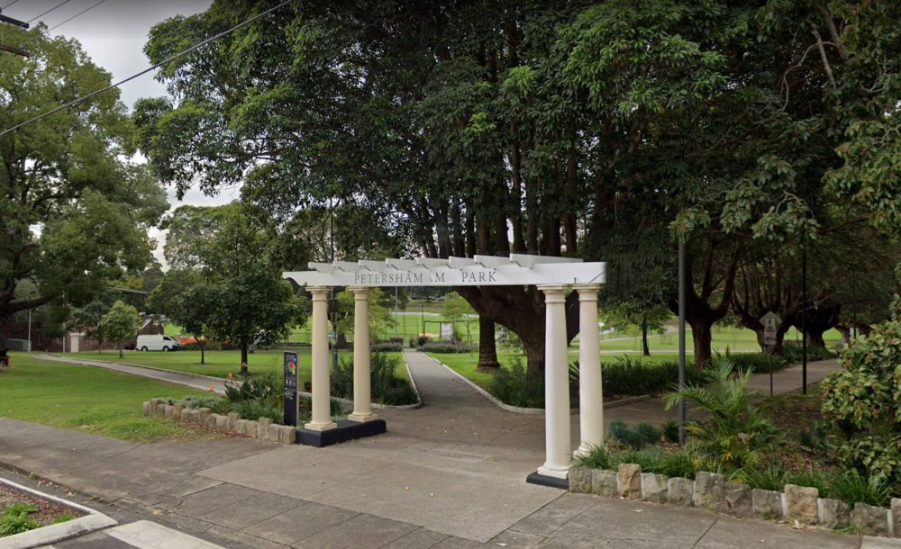 Petersham Park where the bagpiper played | Scottish Music News