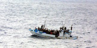 Refugee boat - UK News