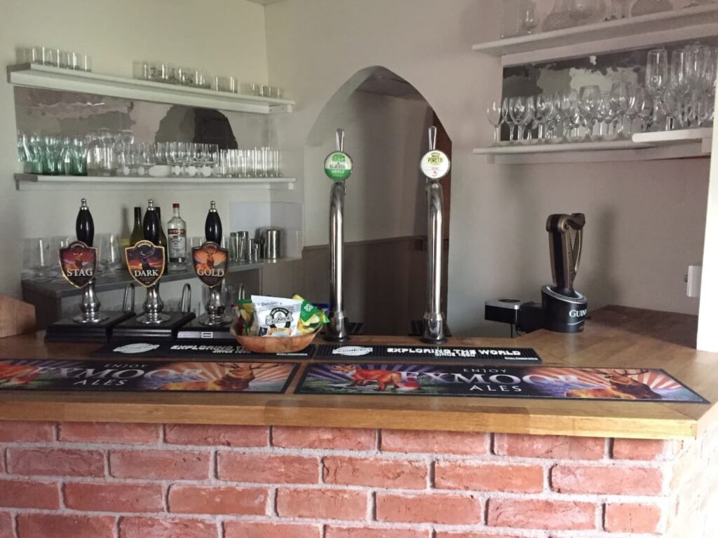 The Fitzhead Inn bar