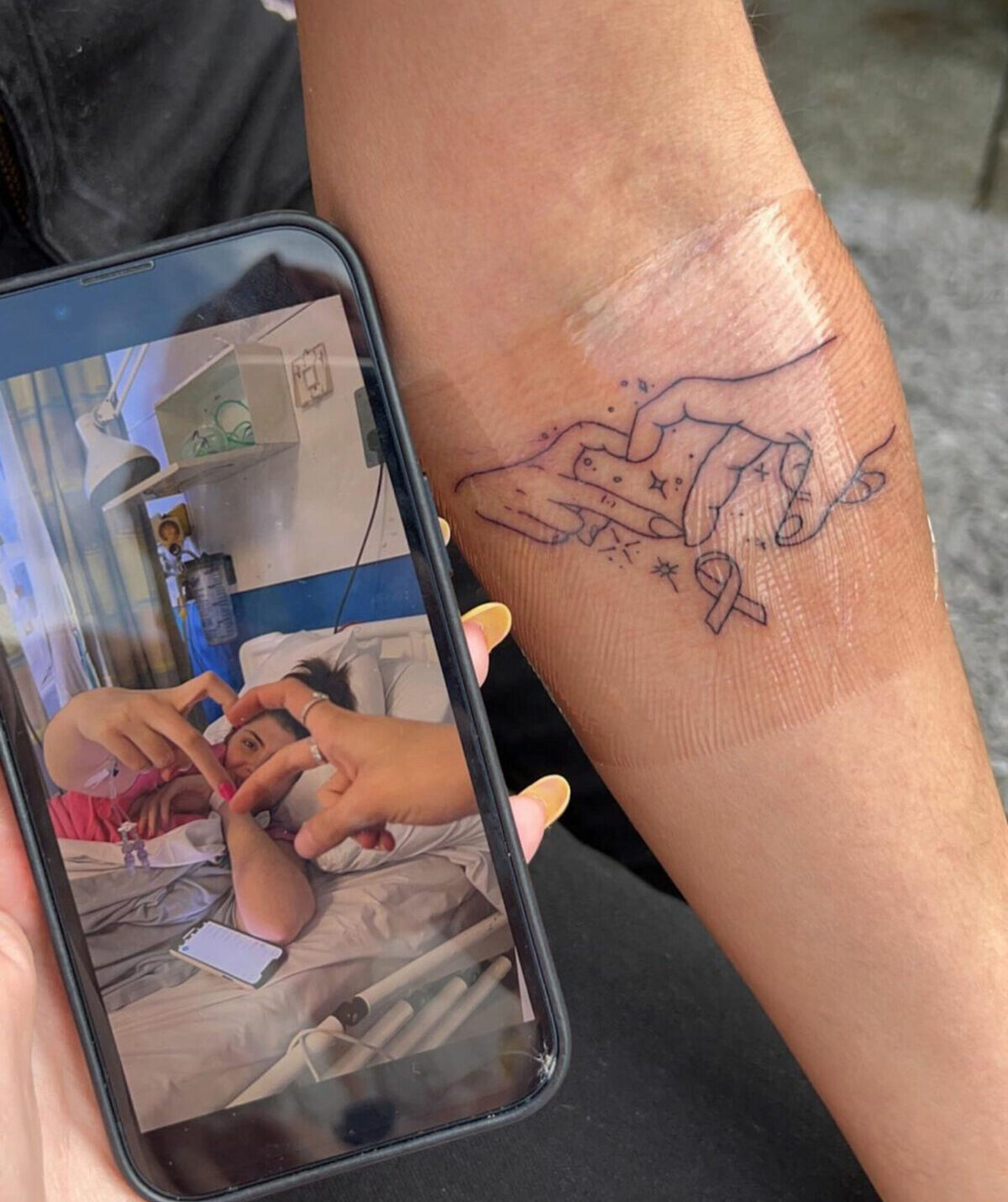 Cancer patient in tears after best friend reveals special tattoo