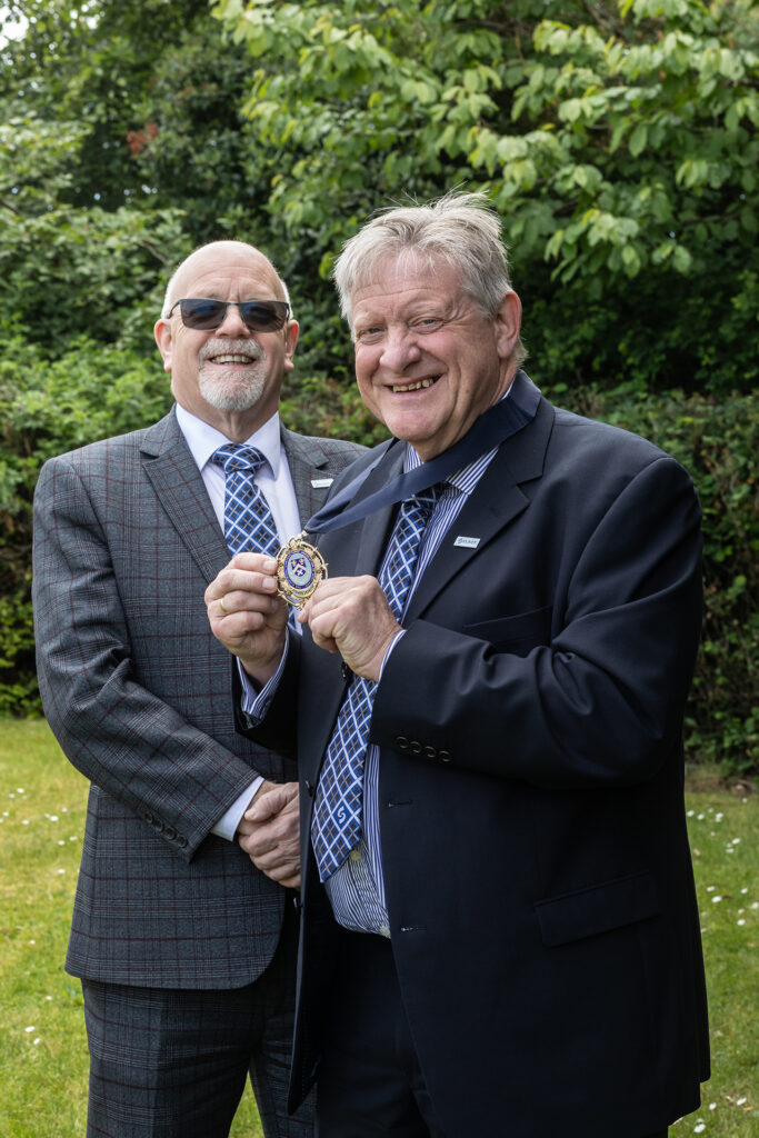 (L-R) SELECT Immediate Past President Donald W. Orr and new President Alistair Grant.