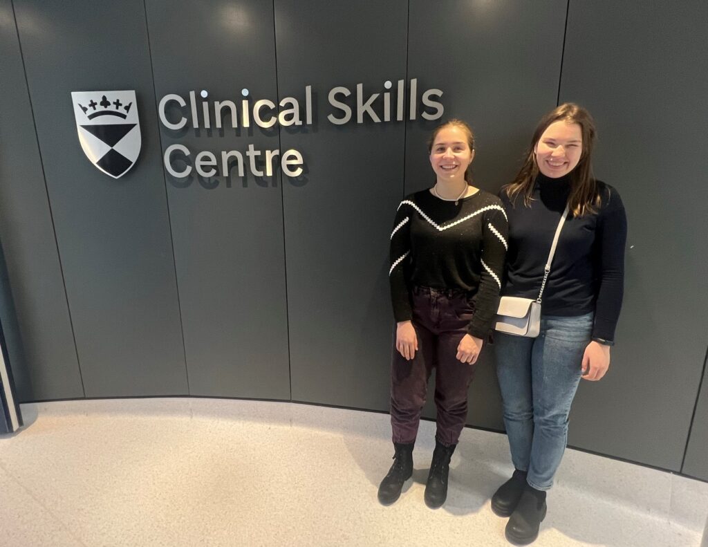 Two Ukrainian medical students at the University of Dundee