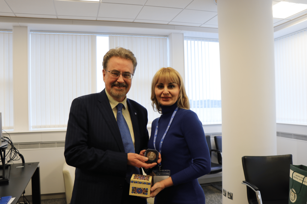 Dundee awarded medal of thanks from Ukrainian Medical University