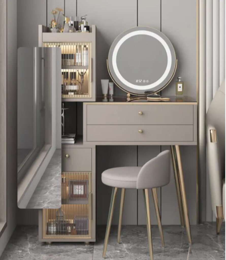 Makeup dressing table by AlarmChip