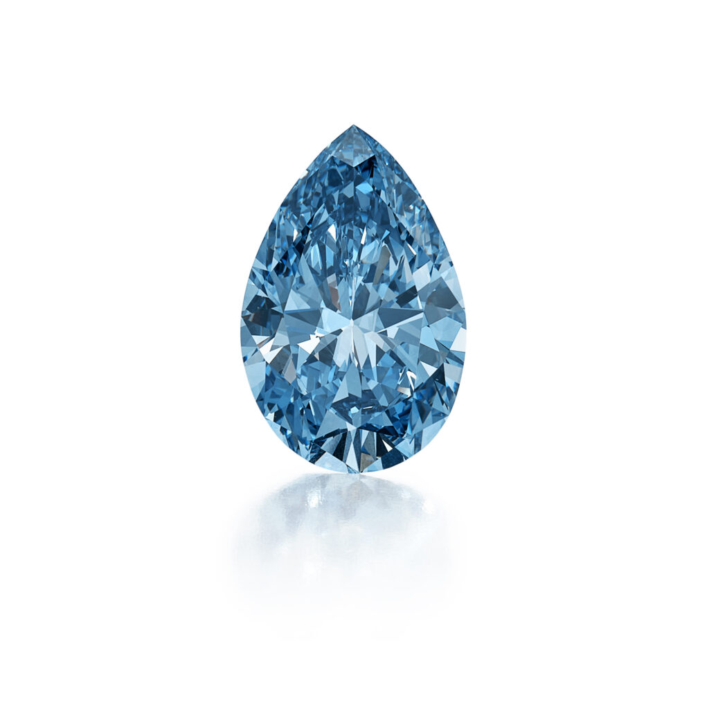 The Bulgari Laguna Blu gemstone