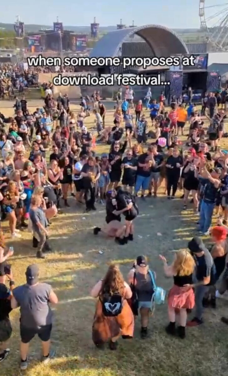 Heartwarming video shows moment two festival-goers get engaged – before ...
