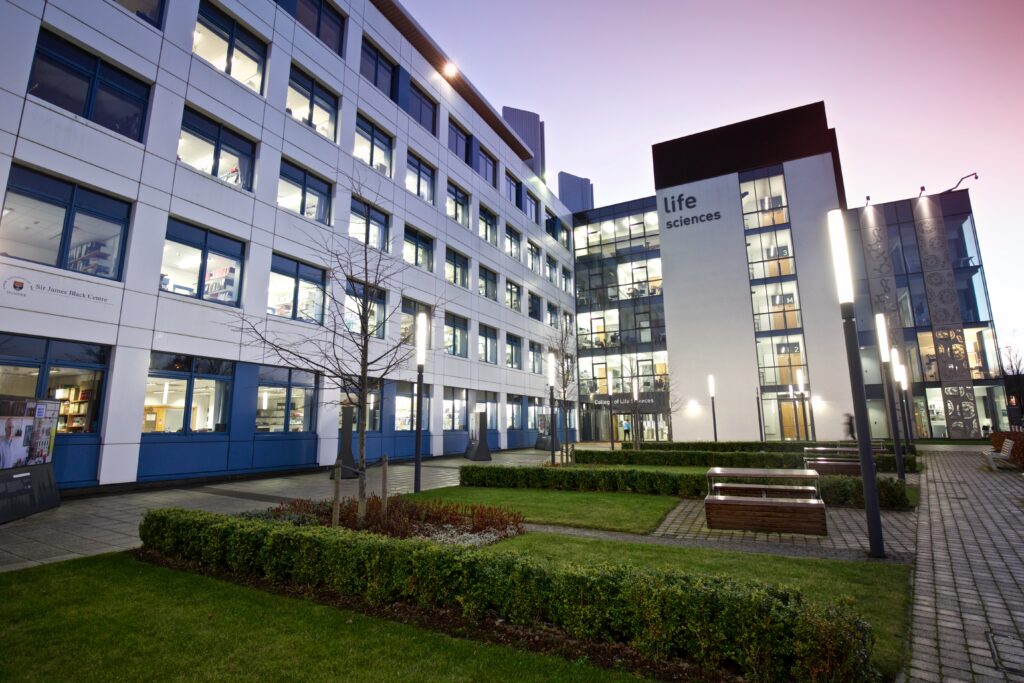 University of Dundee School of Life Sciences building