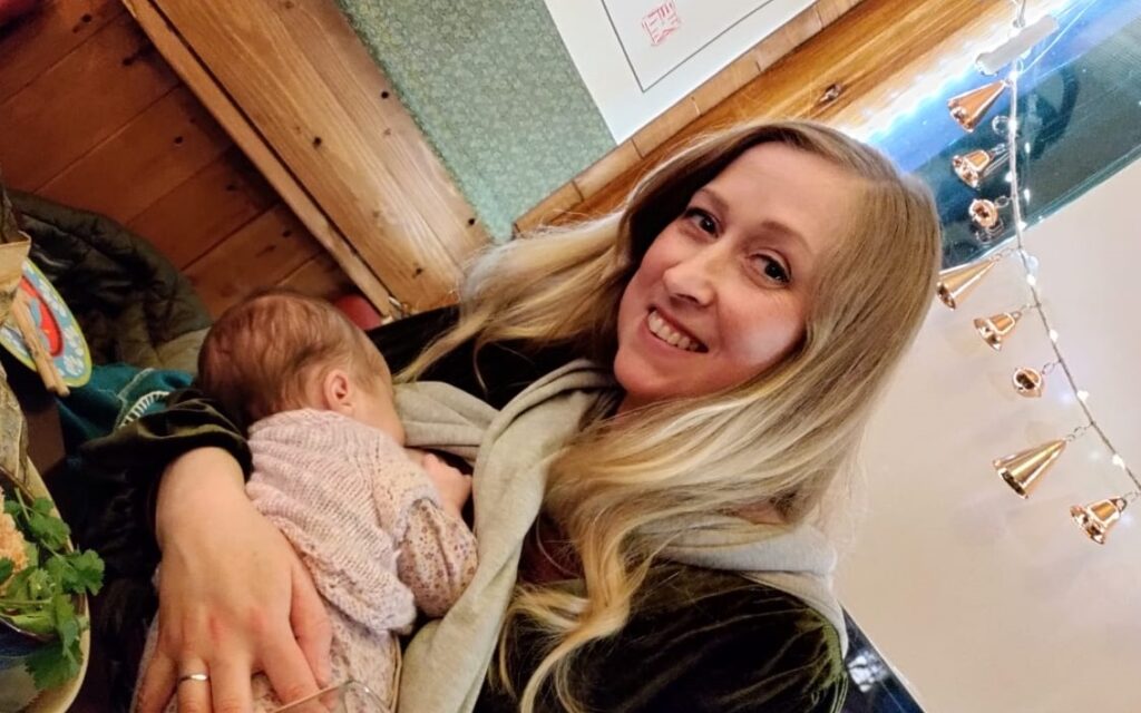 D MER case study Beth Strachan breastfeeding her daughter.